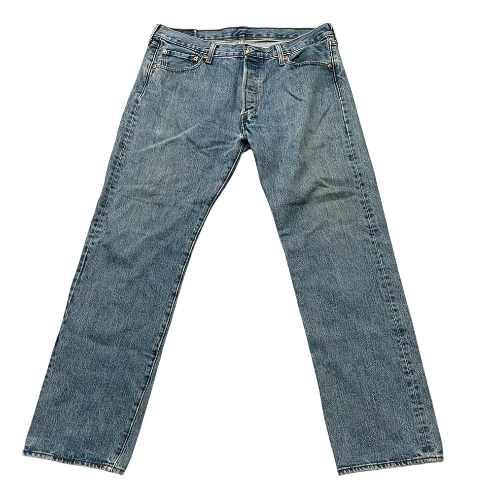 Levis 501 Original Fit Mens Medium Wash Blue Straight Leg Button Fly Jeans 36x32 - Picture 2 of 10